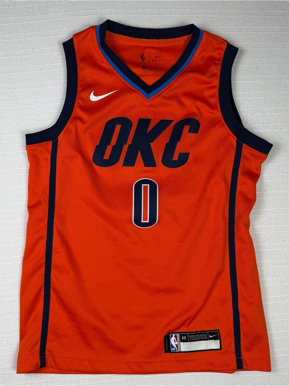 Nike Oklahoma City Thunder Russell Westbrook #0 Swingman Jersey Orange M